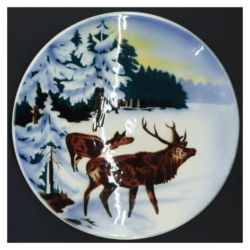 Dekorativ tallerken med hjorte motiv (str. Ø 20,5 cm)