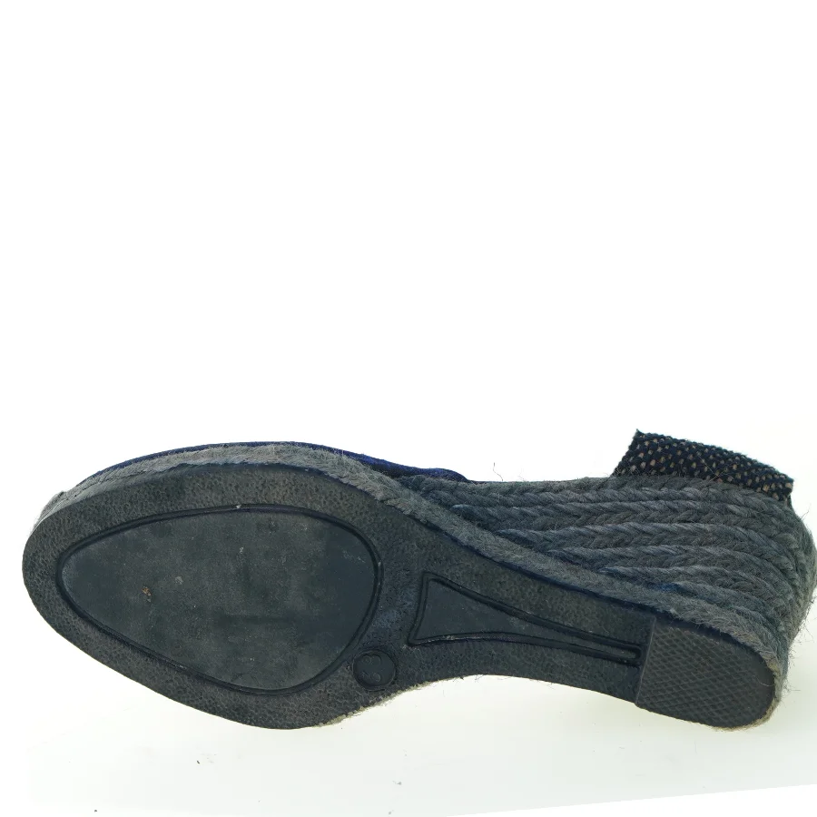 Sko med kilehæl i flet (str. 38)