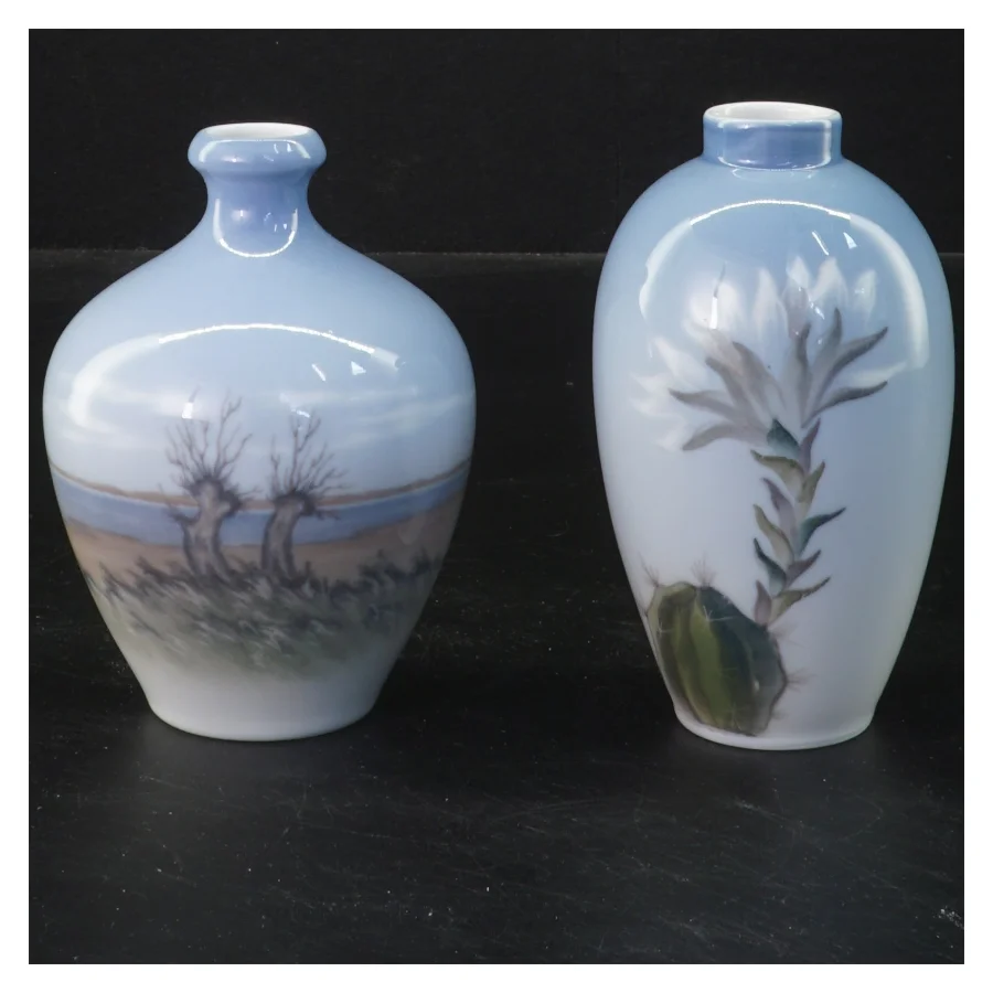 To Bing & Grøndahl vaser fra Royal Copenhagen (str. 11x6&10,5x7 cm)