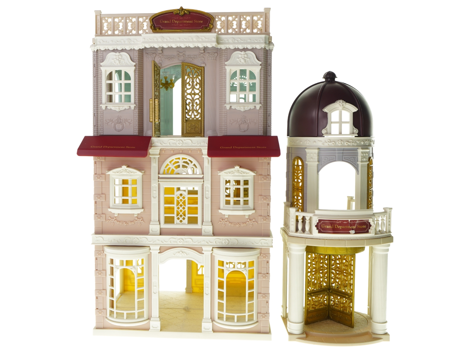 Stormagasin med en masser af tilbehør fra Sylvanian (str. 50 x 25 x 27 cm (lukket) )