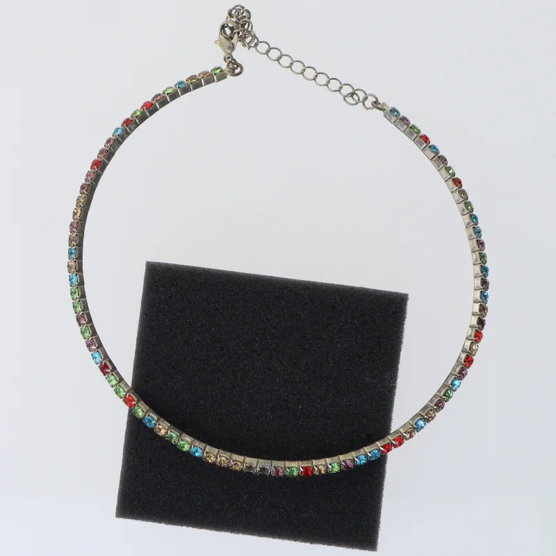 Farverig halskæde (str. Ø 11,5)