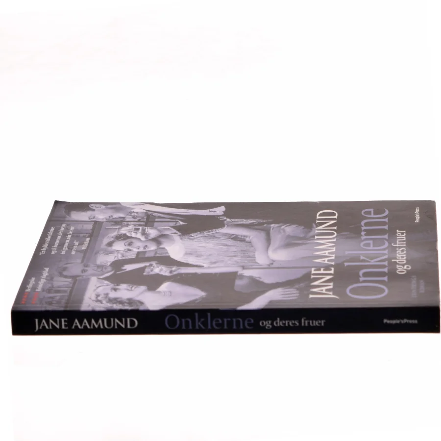 Onklerne og deres fruer af Jane Aamund (Bog)