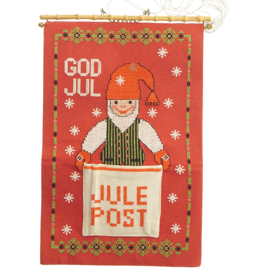 Broderet julepost ophæng (str. 38x24 cm)