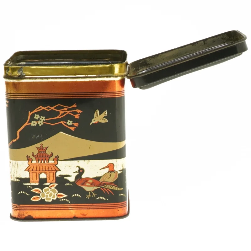 Dekorativ metaldåse med japansk motiv (str. 12x9x9 cm)