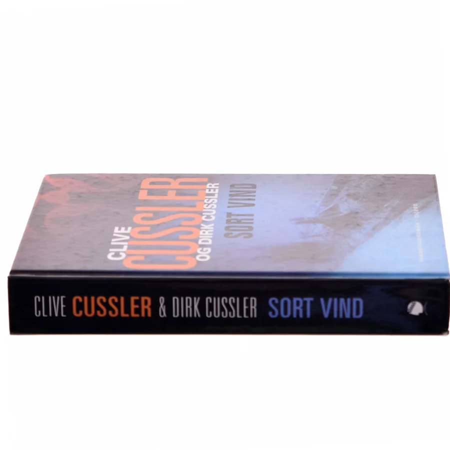 Sort Vind af Clive Cussler (Bog)