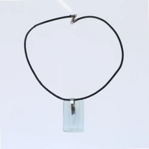 Glasvedhæng halskæde (str. 42 cm)