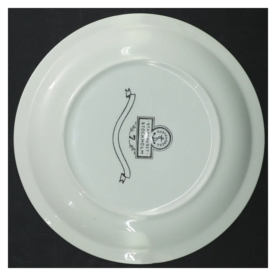 Dekorativt porcelænstallerken fra Gustavsberg (str. Ø. 19 cm)