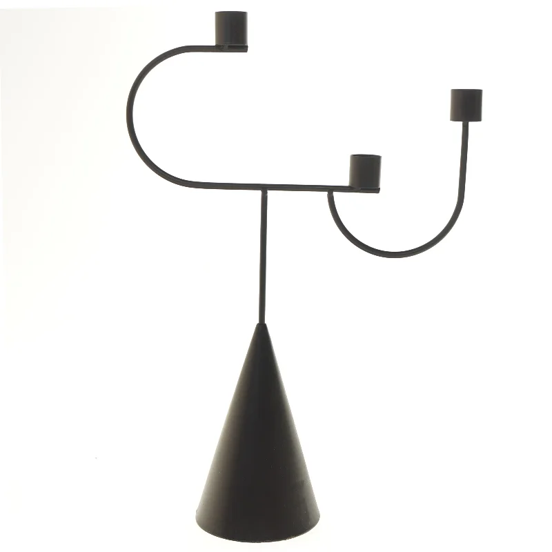 Moderne lysestage fra Ferm Living (str. 40 cm)