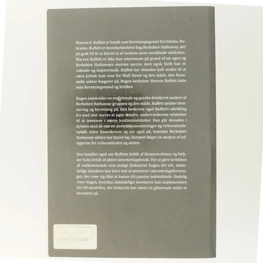 Warren Buffett: Investor og Kritiker af Ole Risager (Bog)