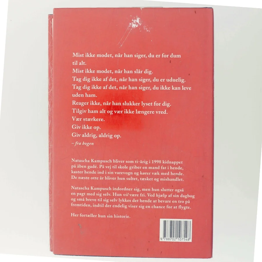 3096 dage af Natascha Kampusch (Bog)