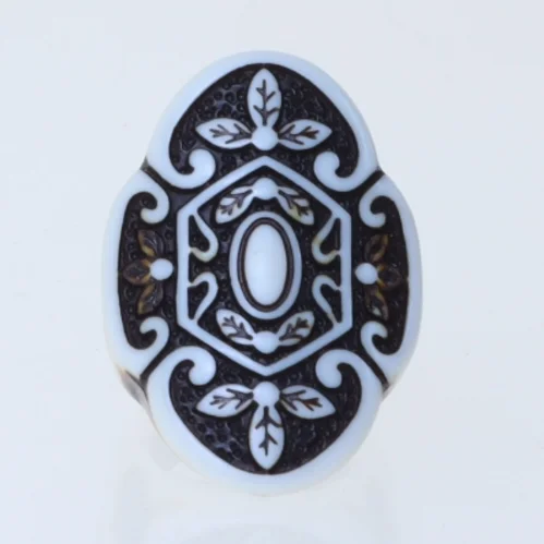 Dekorativ ring med mønster (str. 53 mm)