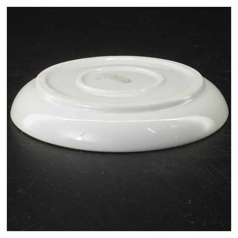 Hvid porcelænstallerken (str. 16 cm i diameter)