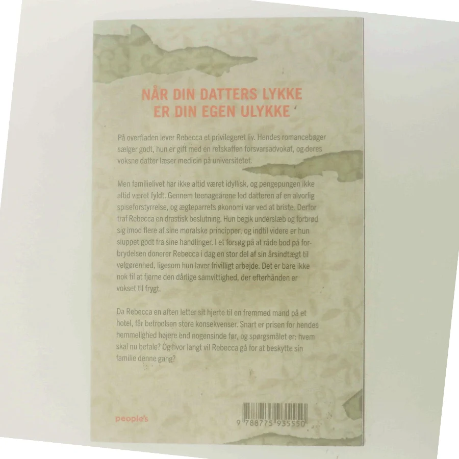 Det bliver i familien : spændingsroman af Britt Tippins (f. 1971) (Bog)