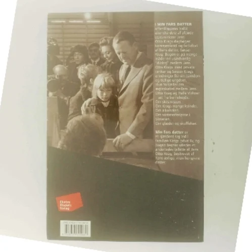 Min fars datter af Søsser Krag (Bog)