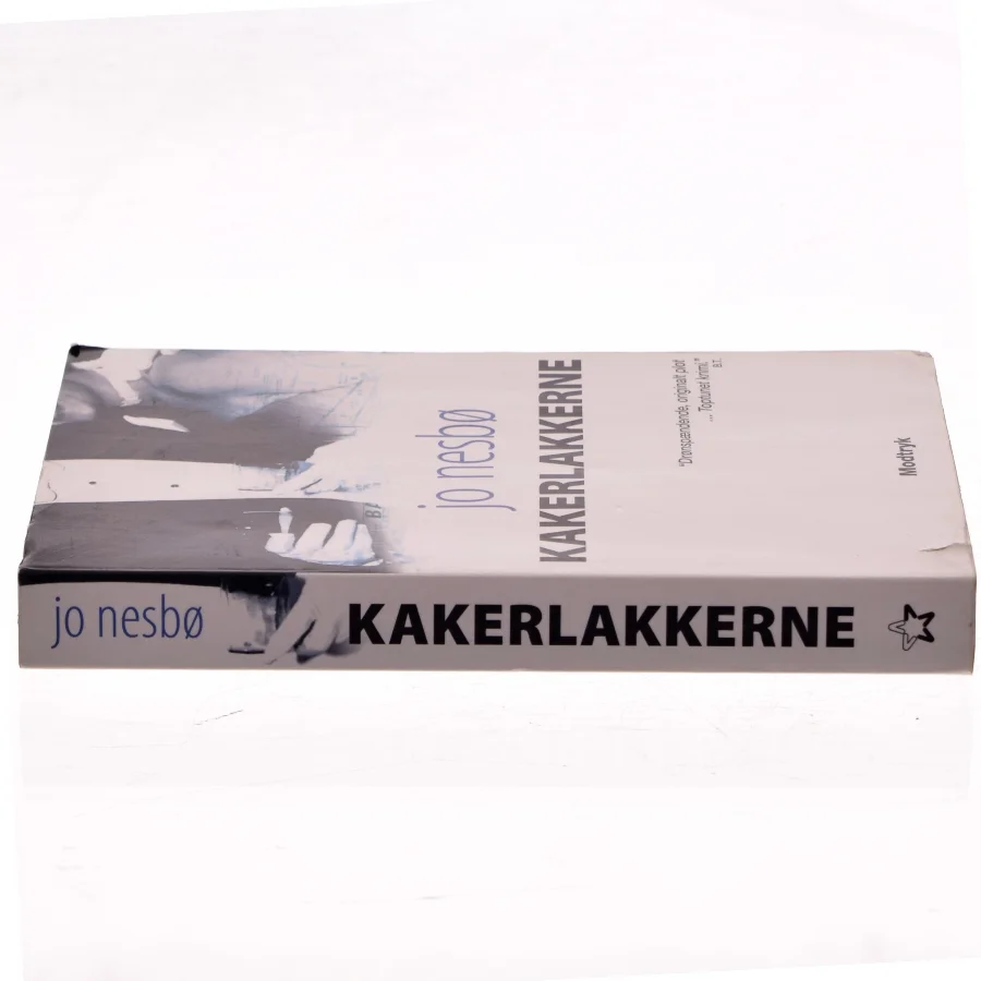 Kakerlakkerne af Jo Nesbø (Bog)