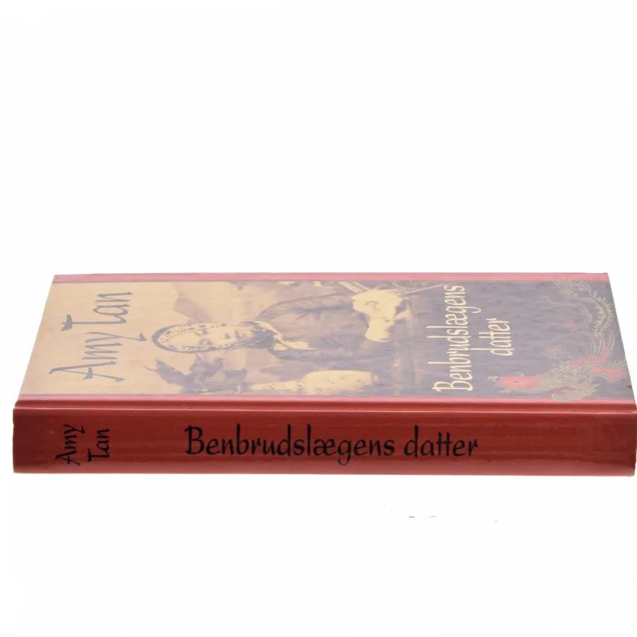 Benbrudslægens datter : roman af Amy Tan (Bog)