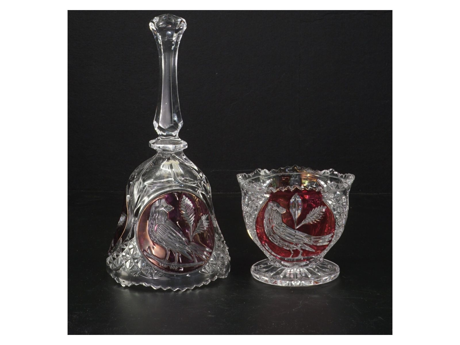 Bøhmisk krystalglas klokke og skål sæt (str. 8 cm og 20 cm)