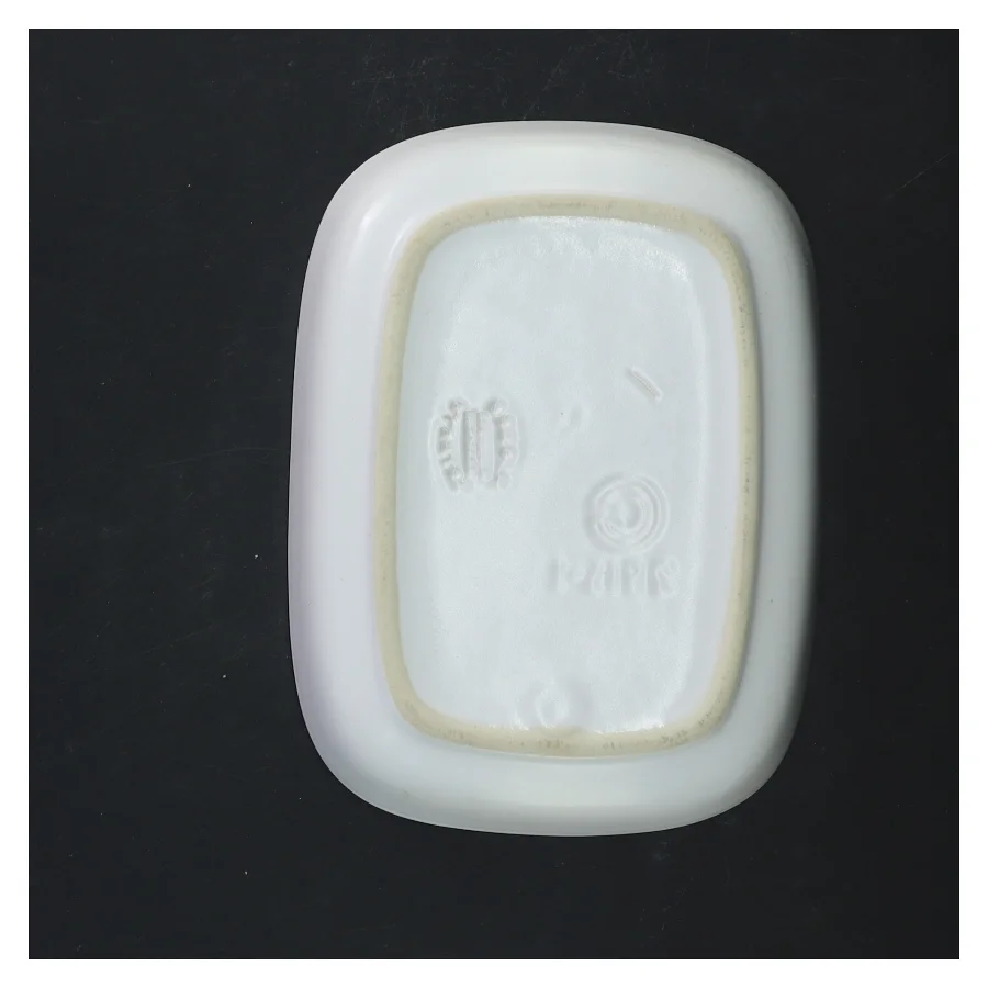 Hvid porcelænsfad (str. 16,5x12,5 cm)