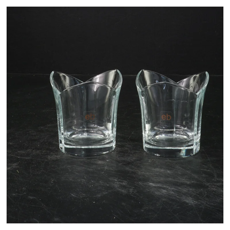 Glas med dekorativ kant fra Erik Bagger (str. 8,5x6 cm)