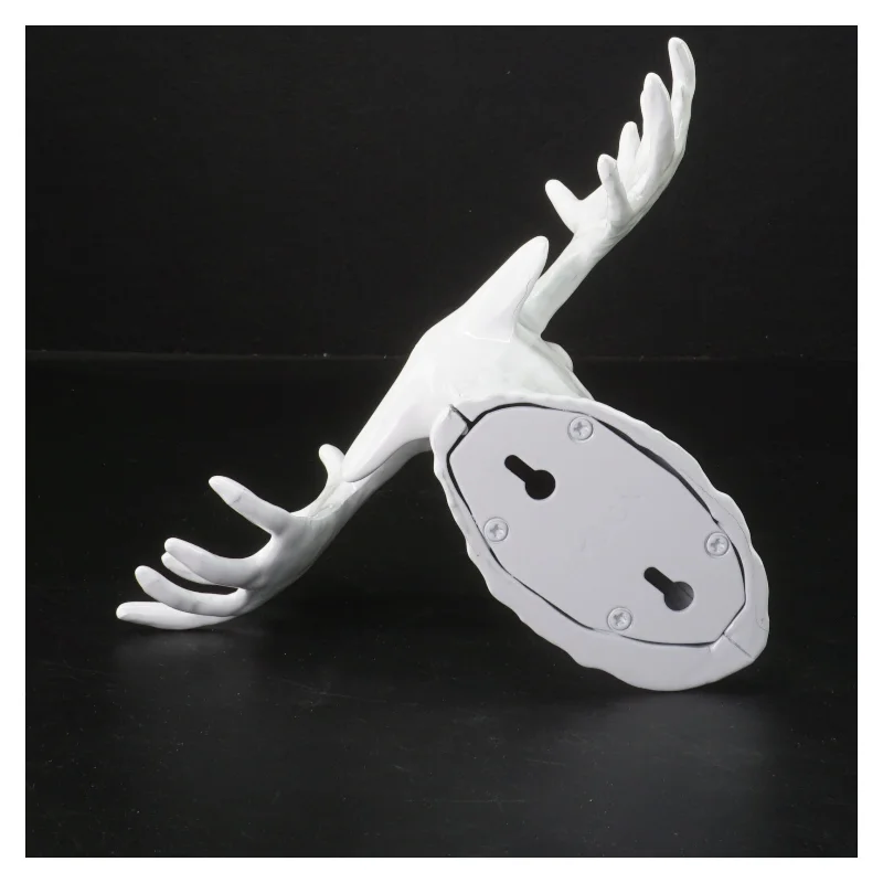 Væghængt hjortehoved dekor i keramik (str. 23x12 cm)