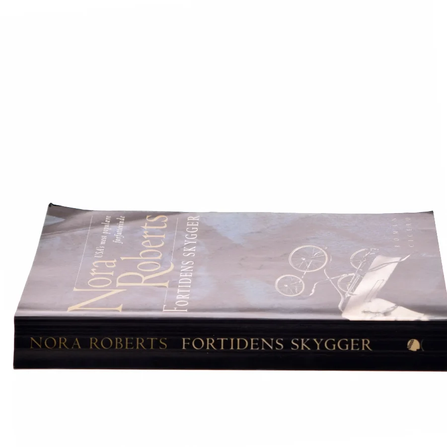Fortidens skygger af Nora Roberts (Bog)