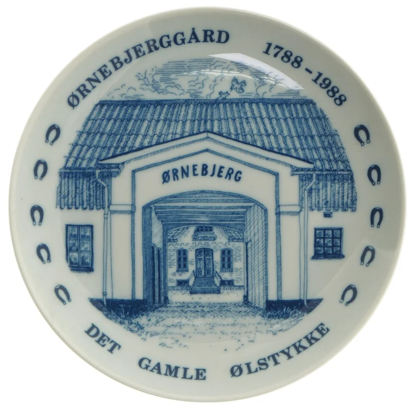 Ørnebjerggård jubilæumstallerken fra Lise Porcelain (str. Ø 19,5 cm)