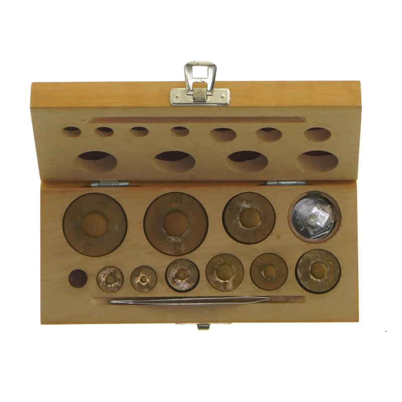 Vægtlodder i trææske (str. 16,5x7,5x4 cm)