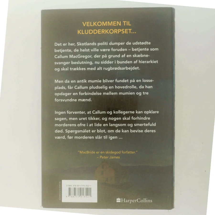 Knoglekræmmerens vals af Stuart MacBride (Bog)