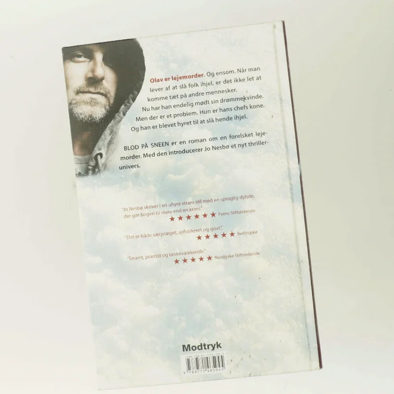 Blod på sneen af Jo Nesbø (Bog)