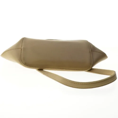 Beige skuldertaske i læderlook (str. 33,5x24,5 cm)