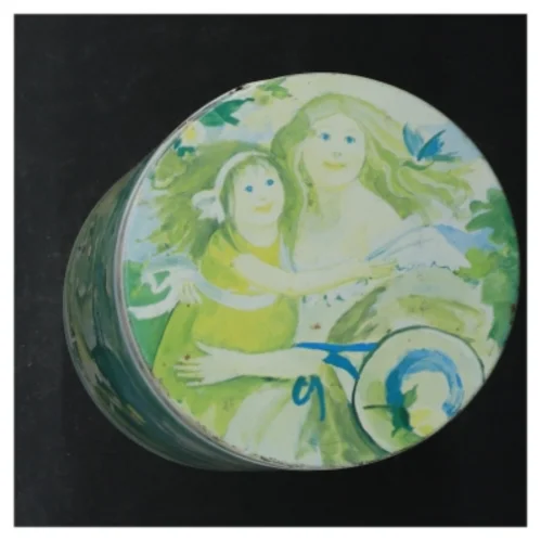 Irma kunstdåse, Maggi Baaring