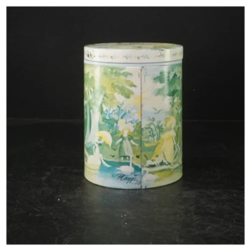 Irma kunstdåse, Maggi Baaring