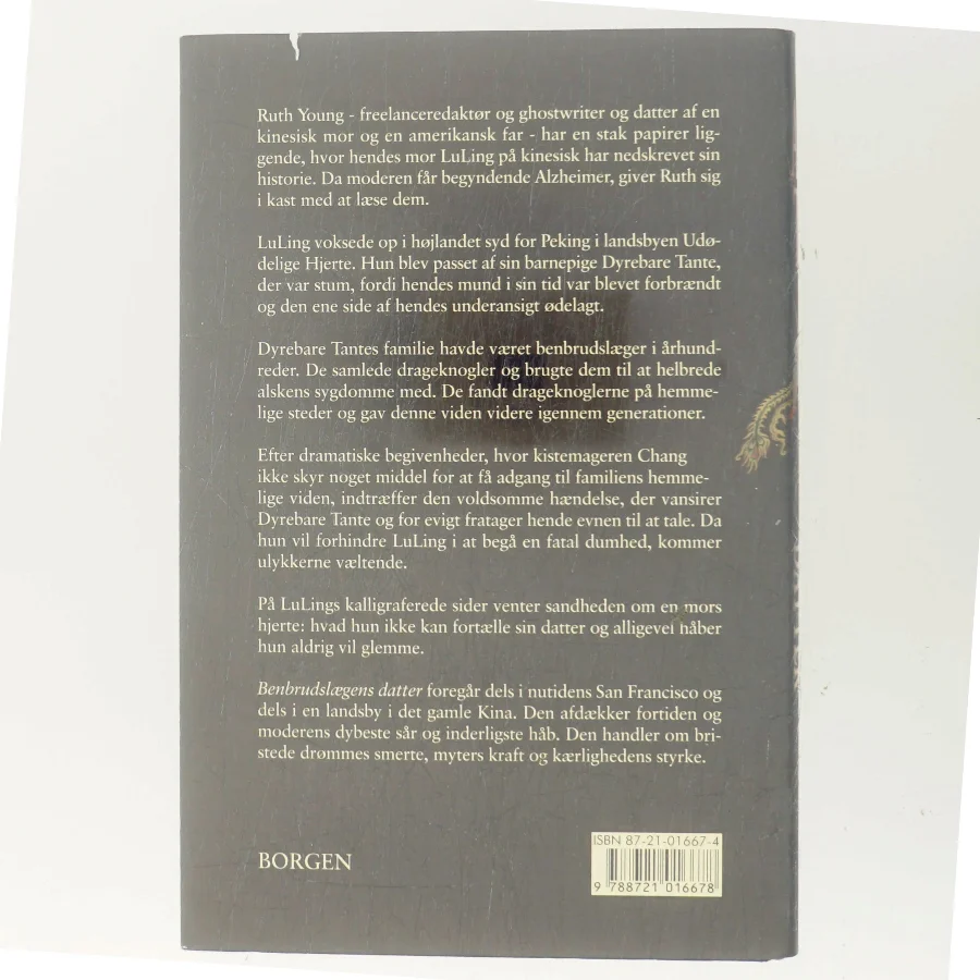 Benbrudslægens datter : roman af Amy Tan (Bog)