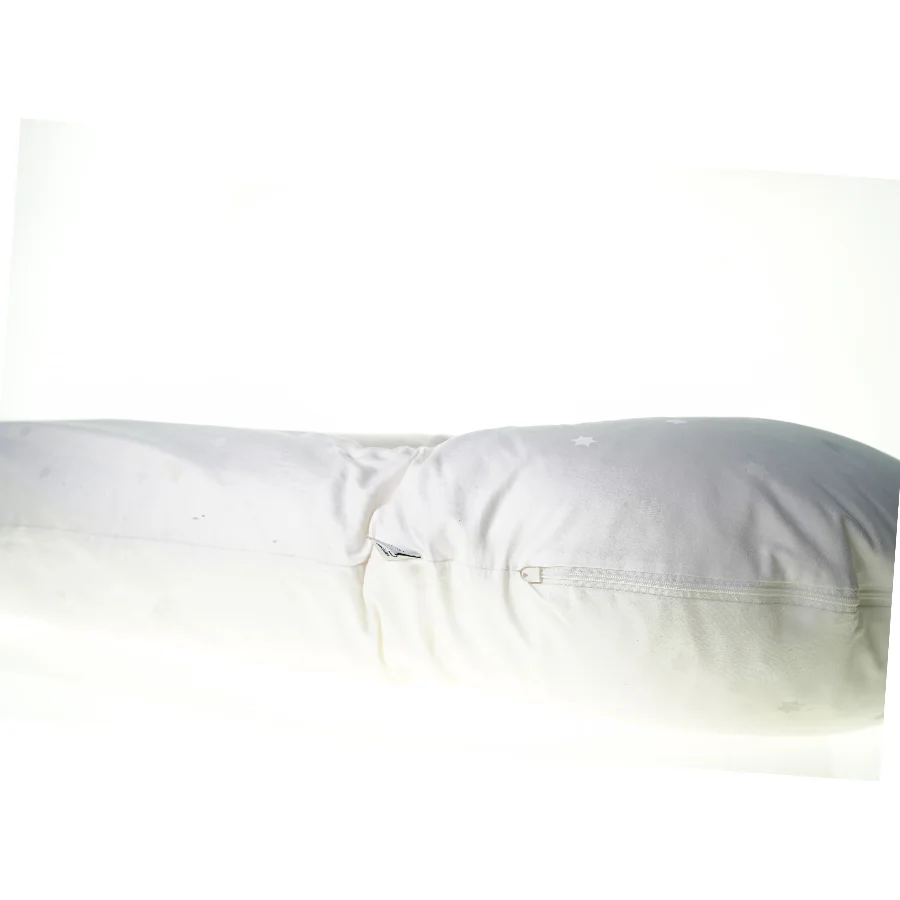 Sovepude u-form Foss Flakes fra Nordic Sleep (str. 75 x 100 cm)