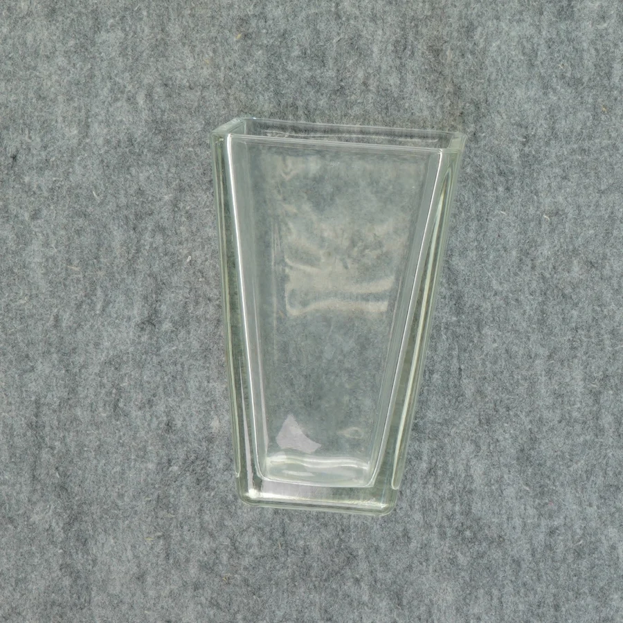 Vase (str. 17 x 11 cm)