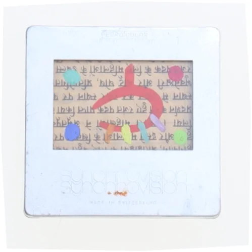 Unika kunst-broche (str. 5x5 cm)