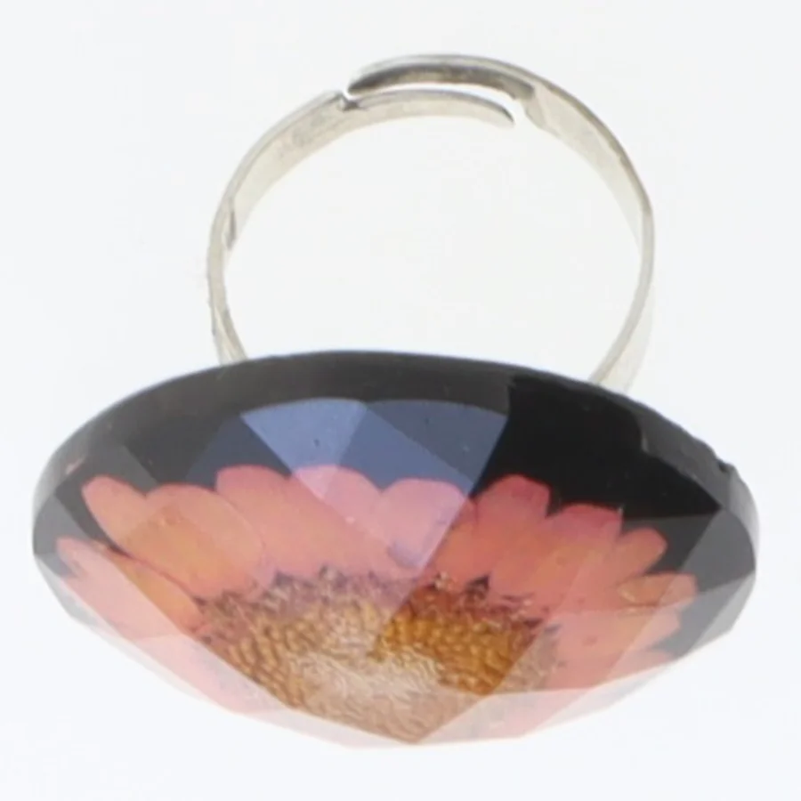 Fingerring med blomsterdesign (str. 55 mm)