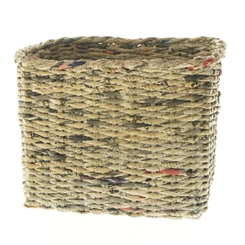 Flettet kurv af avispapir (str. 29x22x23 cm)