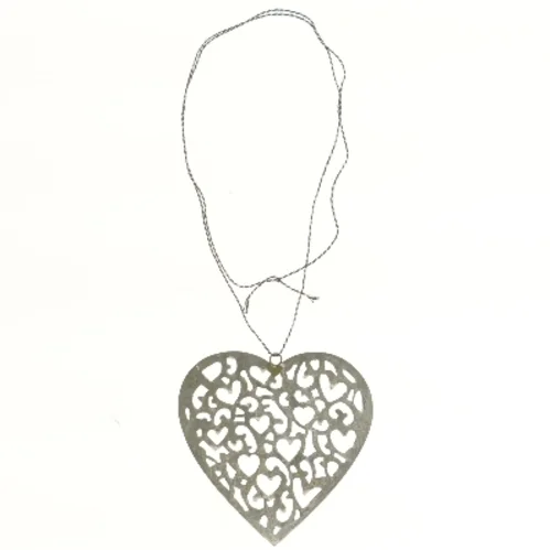 Hjerteformet metal dekoration (str. 15x15 cm)