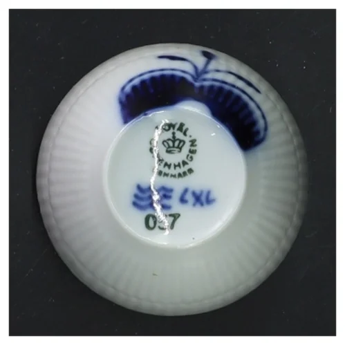 Kaffekop med blå blomstermønster fra Royal Copenhagen (str. 6,5 cm)