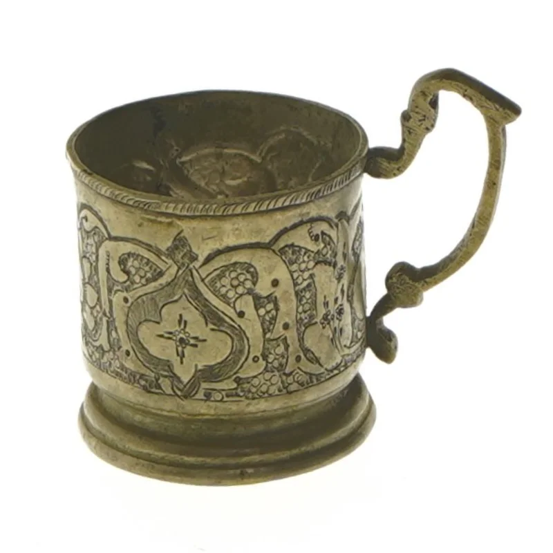 Dekorativ metalkop med hank (str. 5x5 cm)