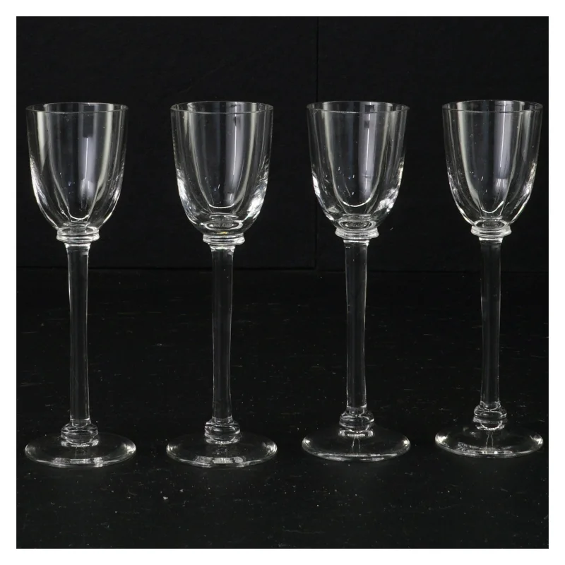 Gennemsigtige vinglas (str. 13 cm)