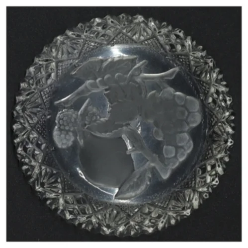 Krystal skål med dekorativ kant (str. 11 x 3 cm)