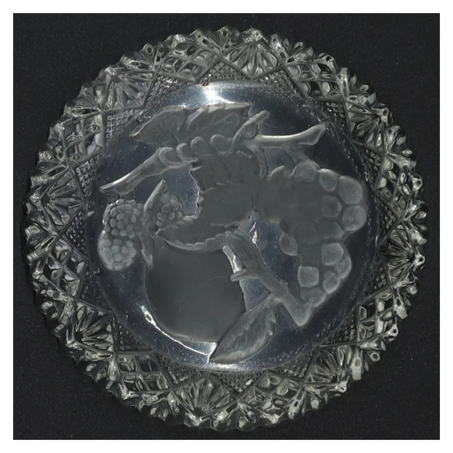 Krystal skål med dekorativ kant (str. 11 x 3 cm)