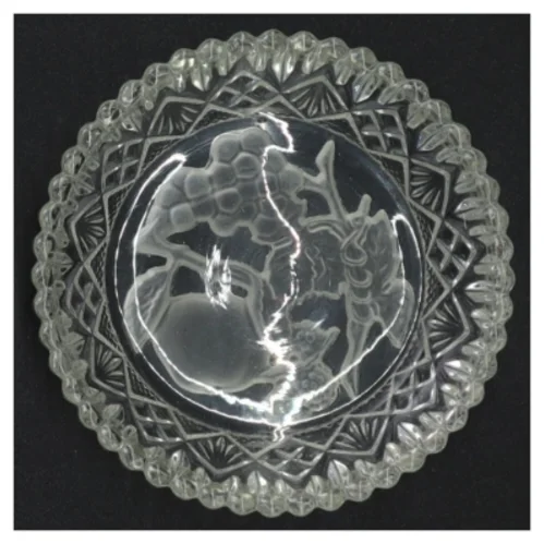 Krystal skål med dekorativ kant (str. 11 x 3 cm)