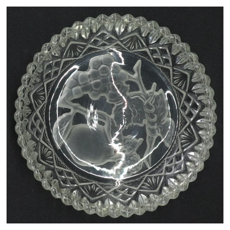 Krystal skål med dekorativ kant (str. 11 x 3 cm)