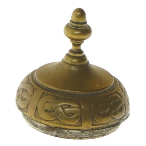 Dekorativ messingtop (str. Ø 6,5 cm)