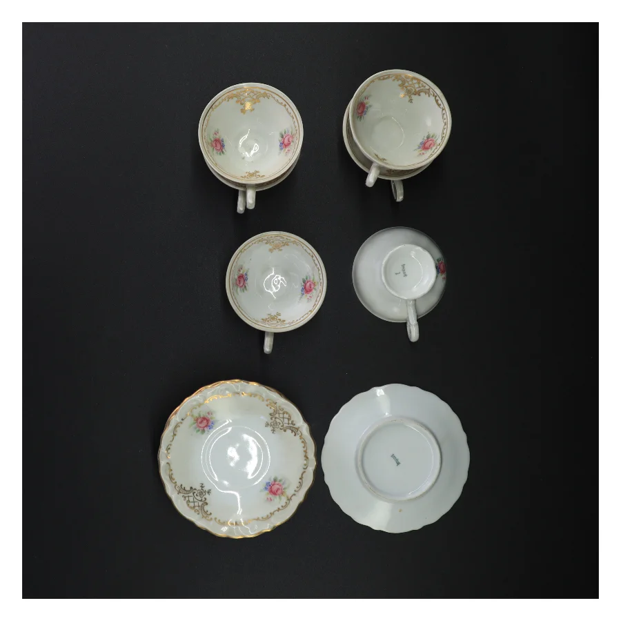 Porcelæn kaffestel fra Import (str. 11 x 5 cm)