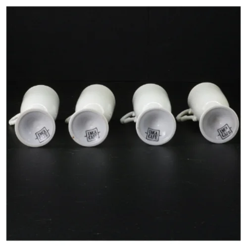 Sæt af hvide Porcelænskop