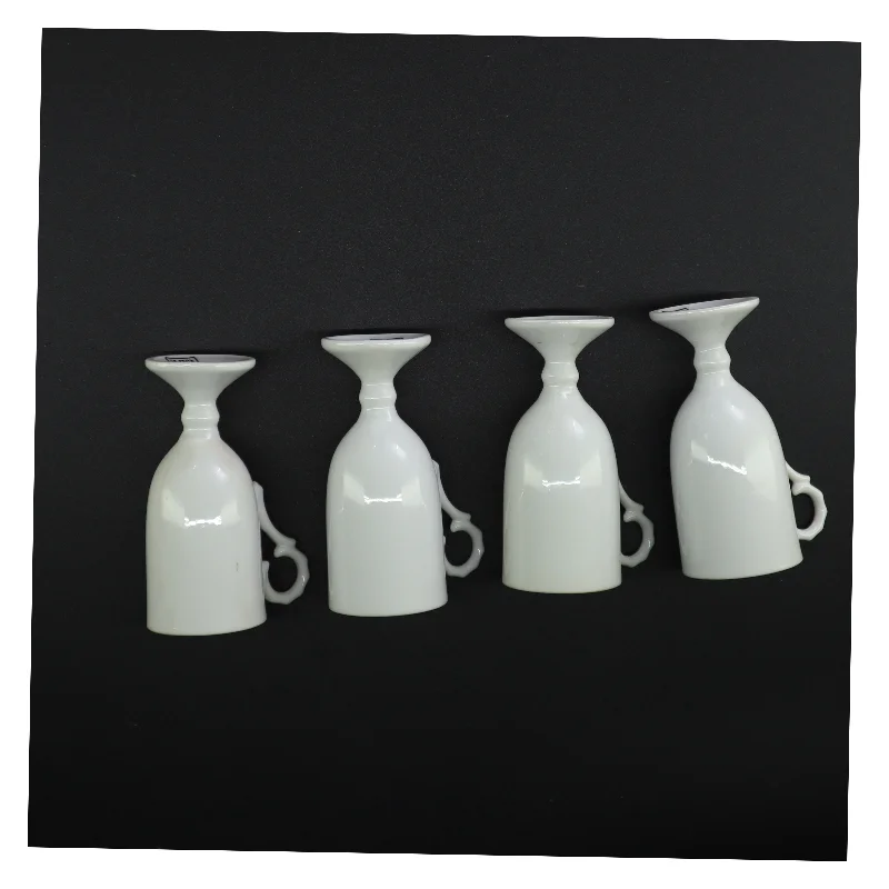 Sæt af hvide Porcelænskop